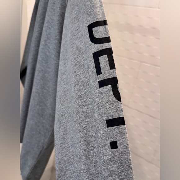 Gallery dept long sleeve
Made in USA - Picture 2 of 5